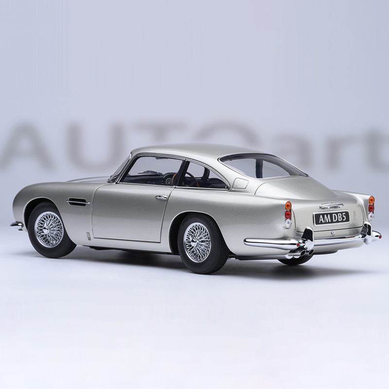 AUTOart 1:18 스케일 다이캐스트 합금 애스턴  - Vintage Collectible Classics 리뷰 및 가격